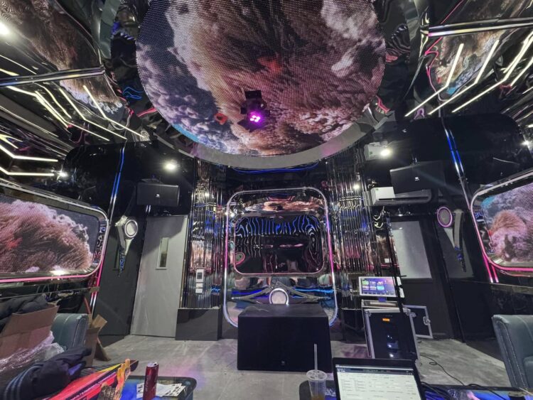 Dàn âm thanh quán karaoke JBL KP4015G2