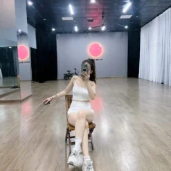 lap dat am thanh anh sang cho phong tap nhay tai kim gian 9