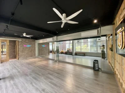 Lắp đặt âm thanh cho phòng tập nhảy Nguyễn Khánh Toàn