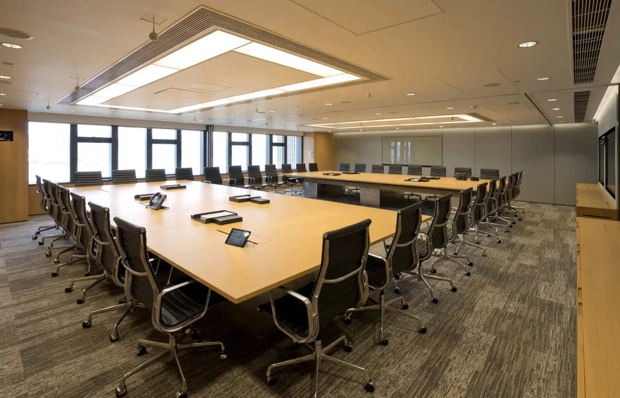 Thiết bị cho hệ thống âm thanh hội thảo diện tích 60 – 80m2