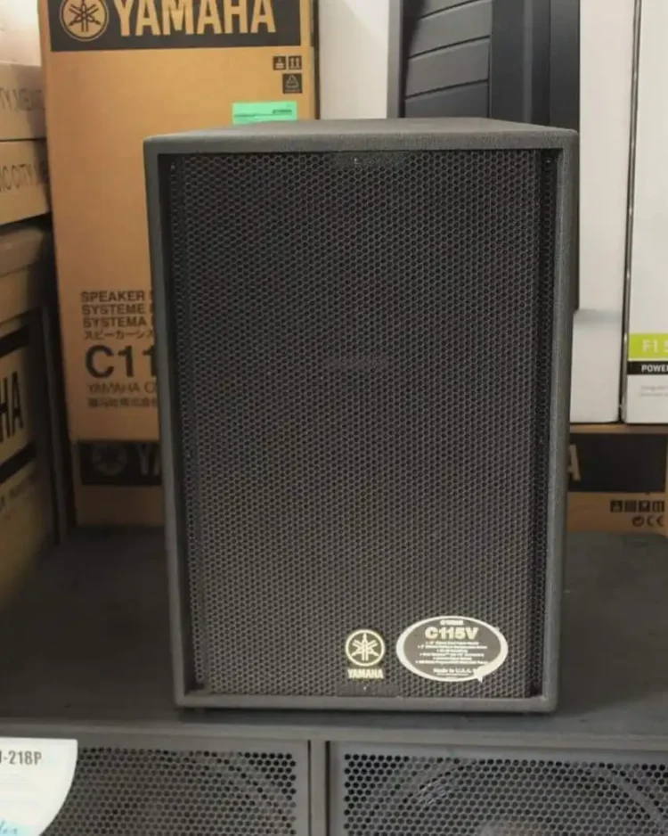 Đánh giá loa hội trường sân khấu Yamaha C115V
