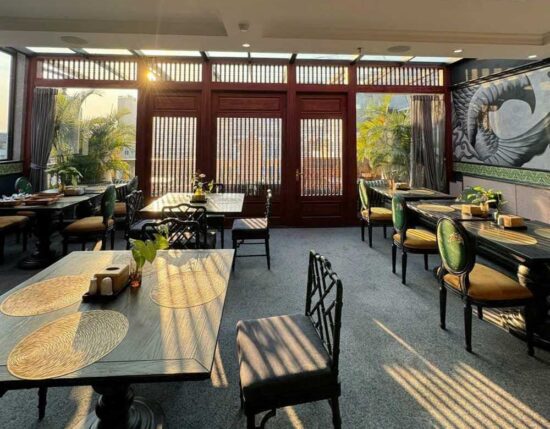 Hệ thống loa cho quán cà phê rất quan trọng để tạo ra không gian âm nhạc ấn tượng, tạo sự thoải mái và thư giãn cho khách đến với quán cafe.