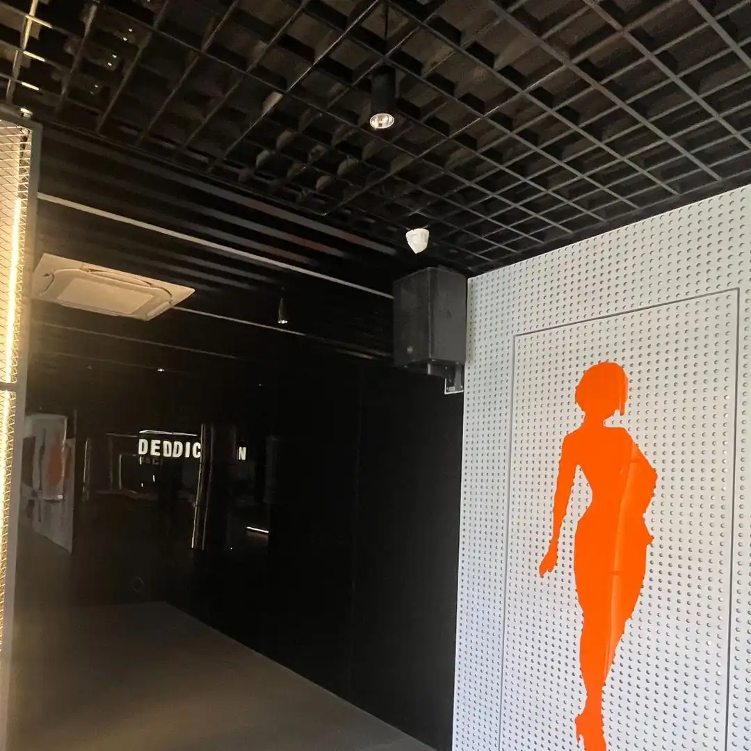 Chủ đầu tư phòng Gym tại quận Long Biên đang tìm mua hệ thống loa và dàn âm thanh cho phòng Gym ở đây, hãy liên hệ chúng tôi để được tư vấn.