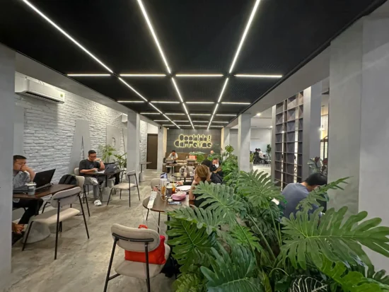 Việc lắp đặt 2 chiếc loa cho quán cafe mang lại hiệu quả to lớn, giúp khách hàng trải nghiệm tốt hơn khi đến quán, tăng doanh thu của quán.