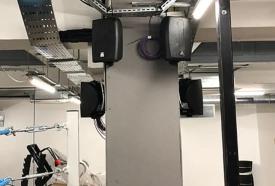 Mua loa kéo cho phòng Gym là giải pháp hết sức cơ động và linh hoạt mà vẫn đảm bảo âm thanh cho phòng tập, có một vài loại loa kéo phù hợp cho bạn.