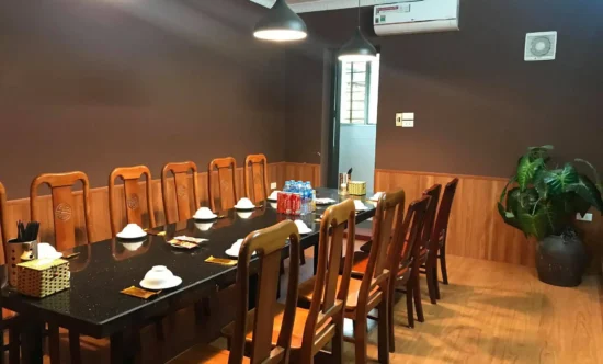 Hệ thống âm thanh không dây cho nhà hàng là nhu cầu cần thiết để sử dụng trong nhà hàng, dễ dàng điểu khiển kết nối với các thiết bị khác.
