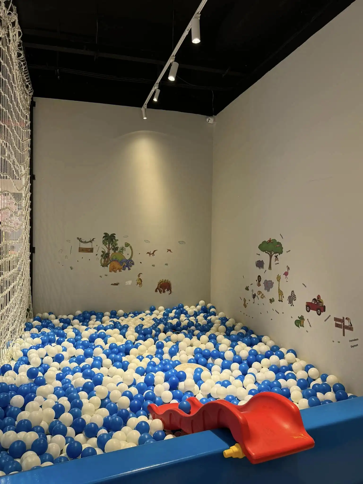 White Coffee Billiard 11