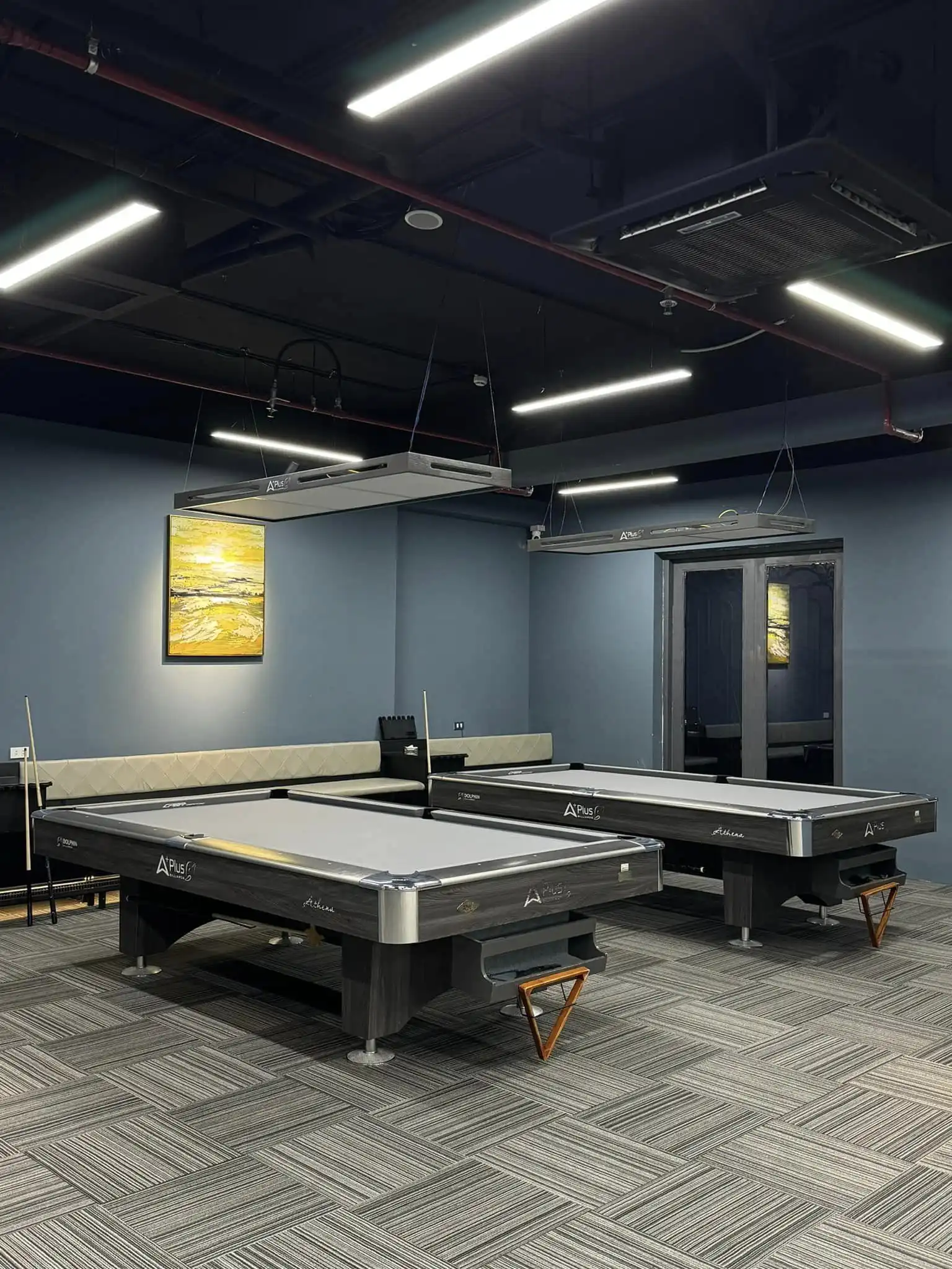 White Coffee Billiard 13