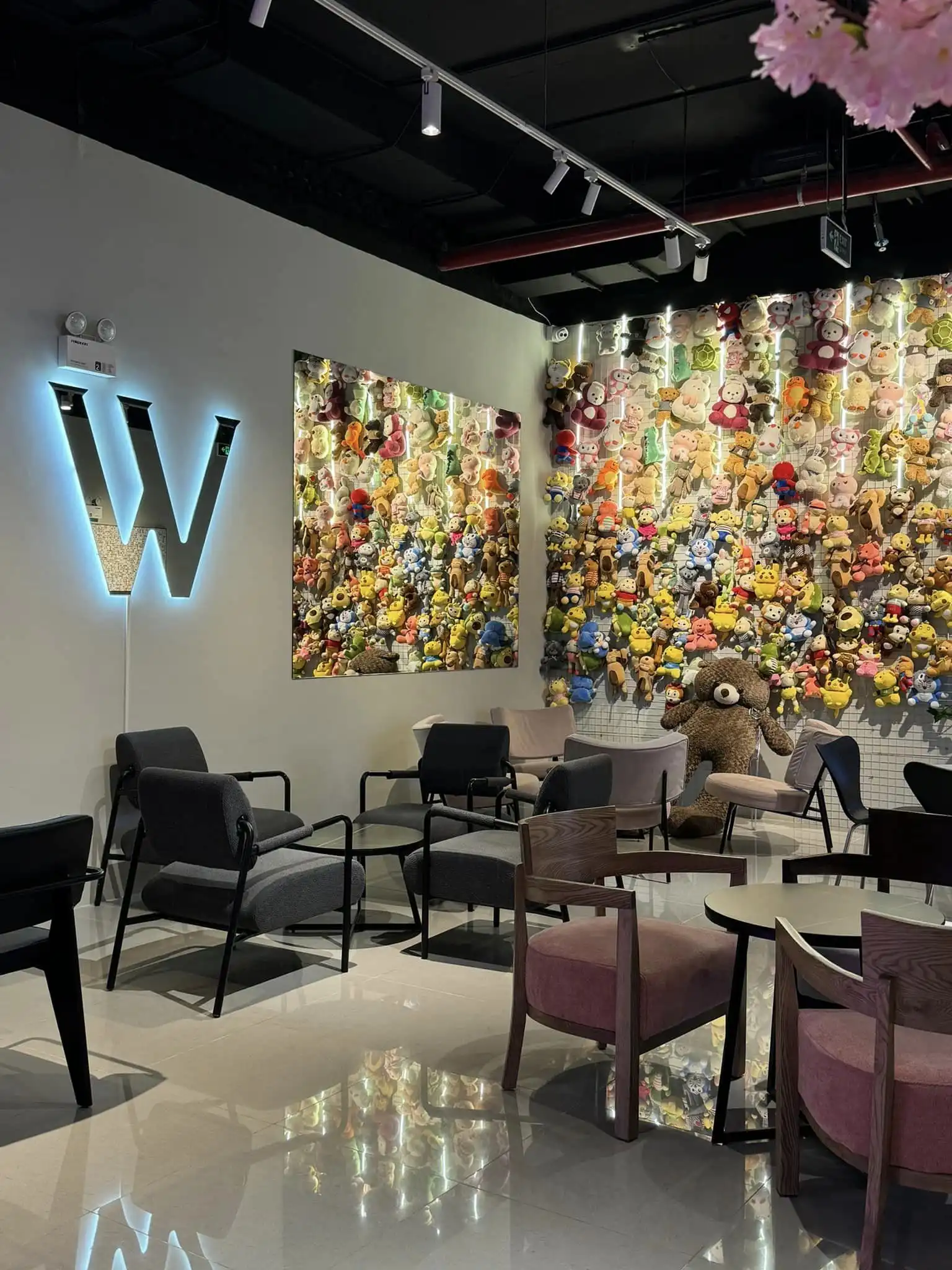 White Coffee Billiard 6