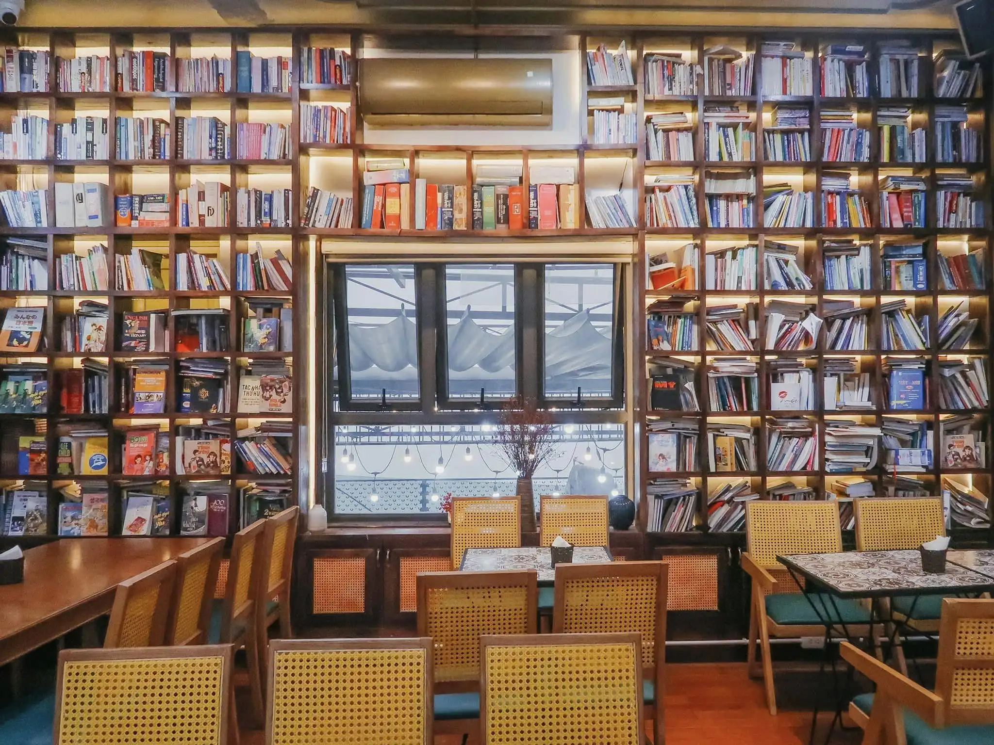 Review quán Nghiền cafe koiland 8 nghien cafe koiland 8