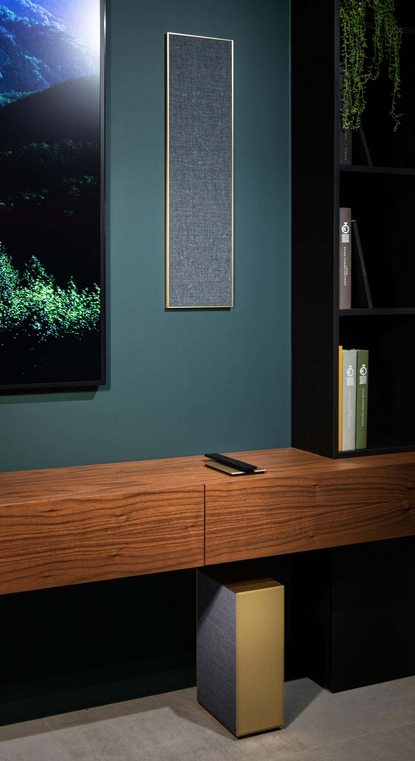 Loa âm tường cho âm thanh thông báo Loa âm tường cho âm thanh thông báo